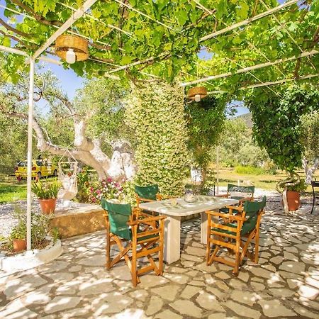 Anthia Private Studio A Breath Away From Beaches Agios Nikitas Exterior photo