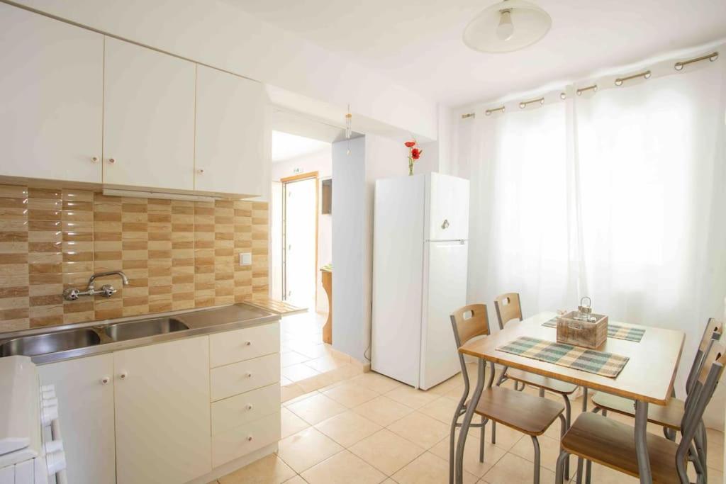 Anthia Private Studio A Breath Away From Beaches Agios Nikitas Exterior photo