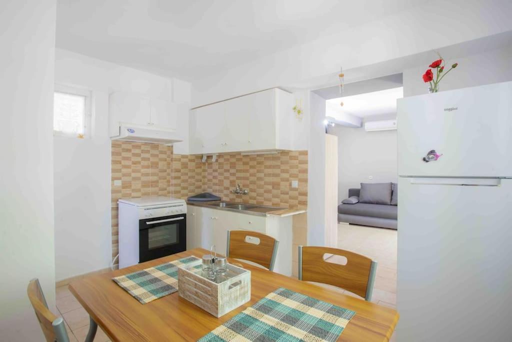Anthia Private Studio A Breath Away From Beaches Agios Nikitas Exterior photo