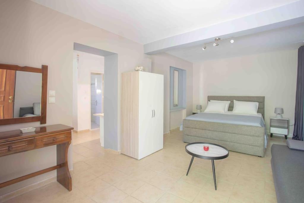 Anthia Private Studio A Breath Away From Beaches Agios Nikitas Exterior photo